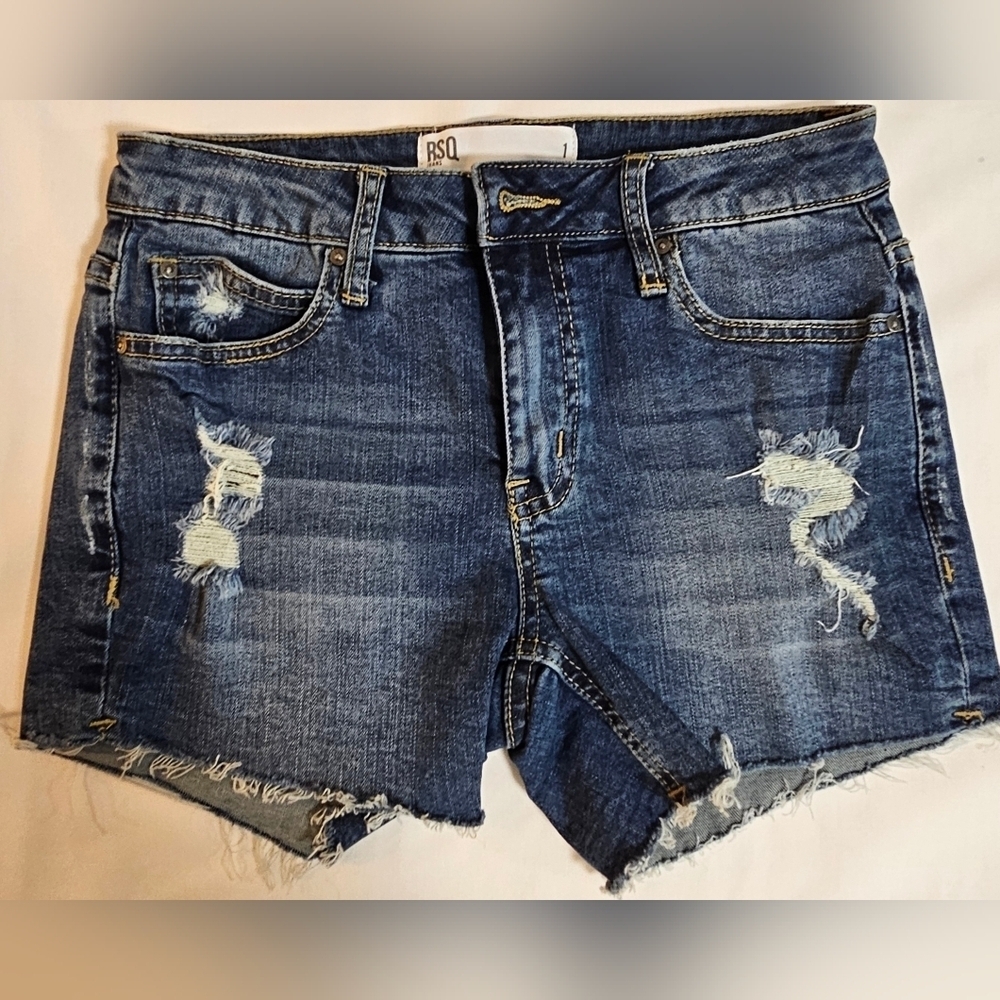 RSQ Hampton Midi Denim Shorts Size 1 Distressed Cutoff High Rise Jean Shorts - Picture 2 of 3